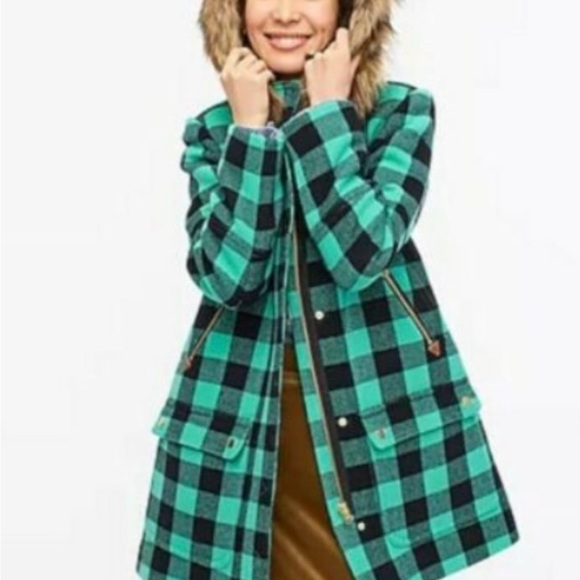 NWOT. J. Crew Italian Cloth Buffalo check green/black, faux fur (removable) - Picture 4 of 7